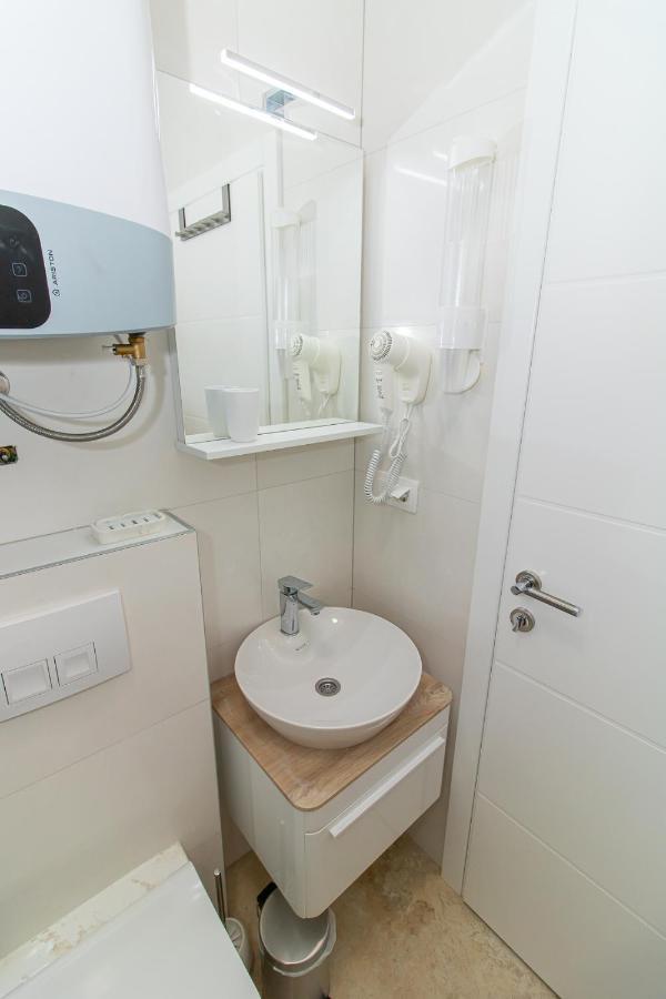 Luxury Apartments Iris Mostar Extérieur photo